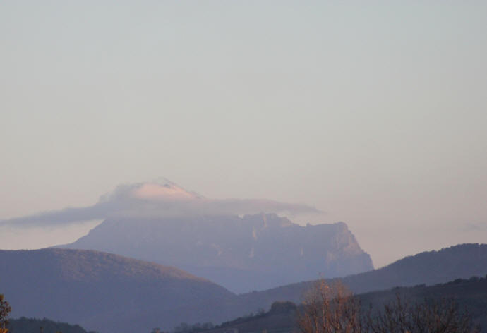 Pic de Bugarach dans l'Aude pays cathare